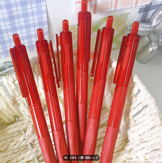 赤色の先生の評価、宿題、学生用、赤色のボールペン